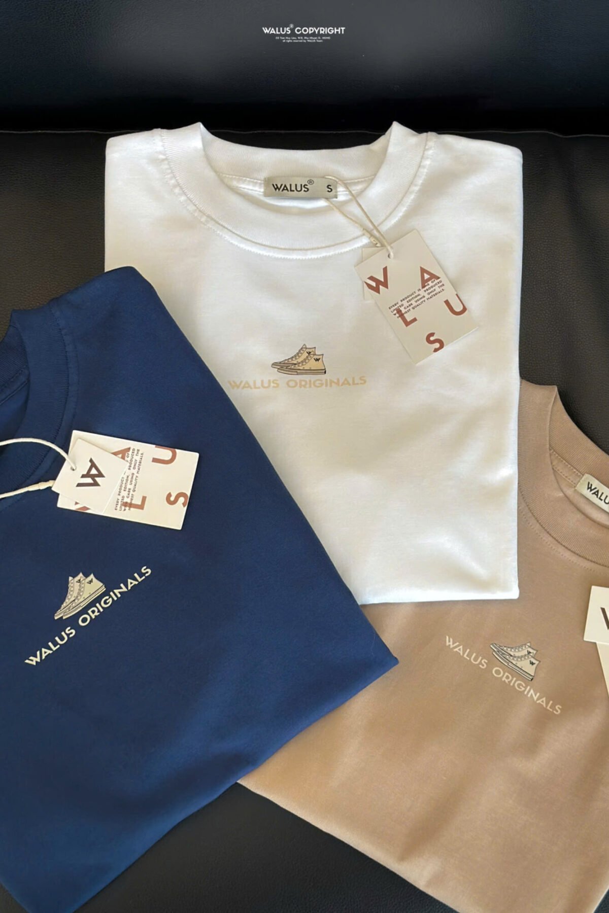 Sneaker Tee