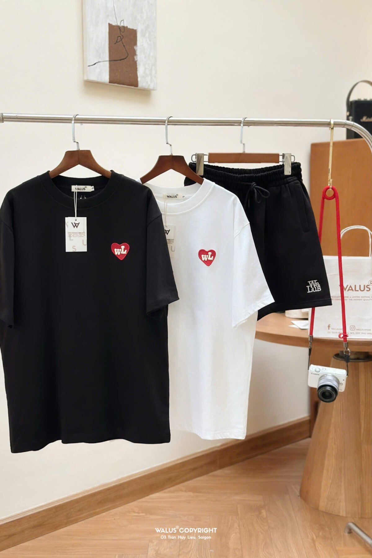 Icon Heart Tee