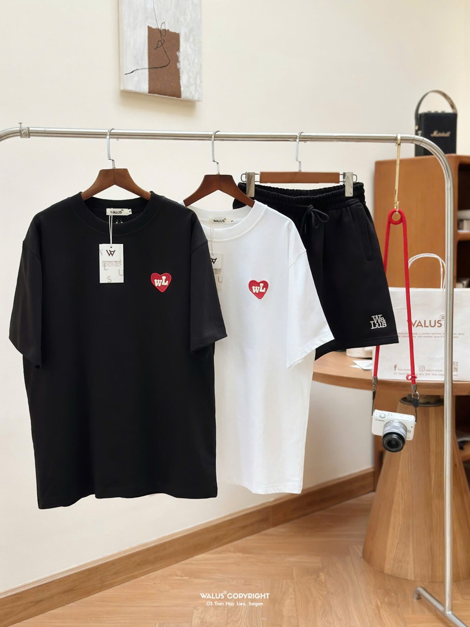 Icon Heart Tee